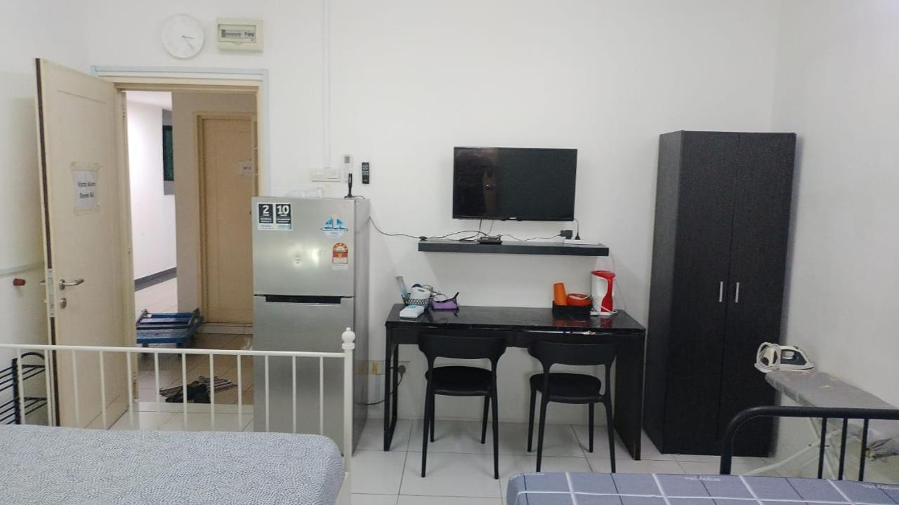 Vista Alam Serviced Apartment Near Idcc Sacc Pkns Uitm Msu Avisena Shah Alam Exterior foto