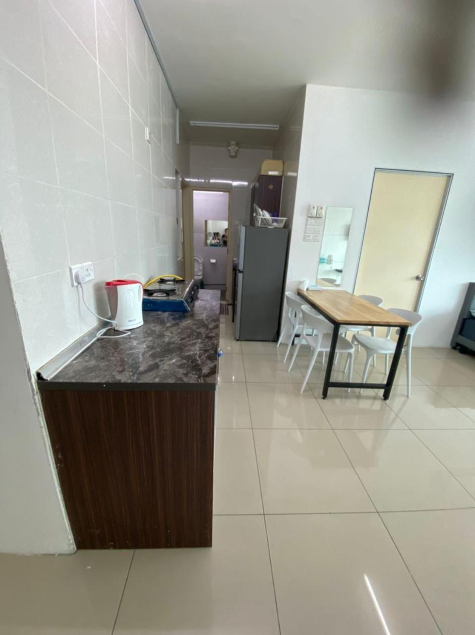 Vista Alam Serviced Apartment Near Idcc Sacc Pkns Uitm Msu Avisena Shah Alam Exterior foto