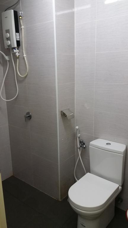 Vista Alam Serviced Apartment Near Idcc Sacc Pkns Uitm Msu Avisena Shah Alam Exterior foto